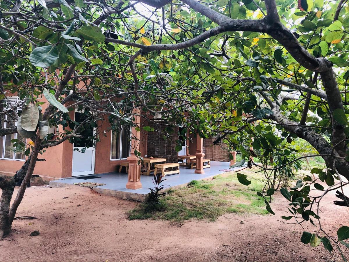 Wilpattu Wildhideaway Hotel Galkadawala Exterior photo
